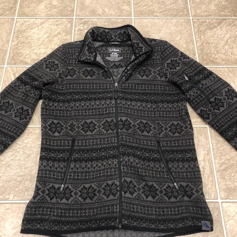 L.l. Bean fair used zip up fleece